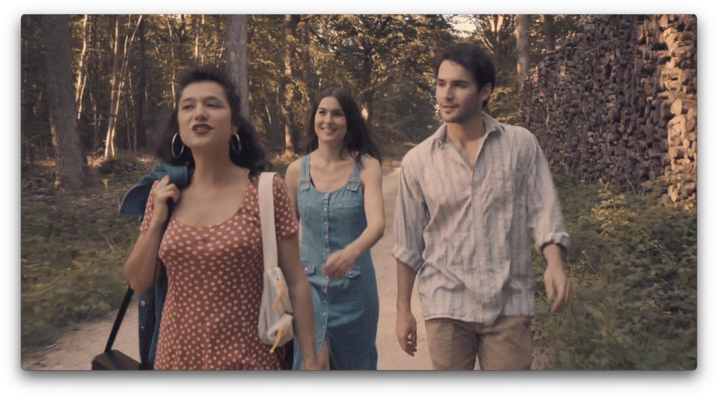 Assis-sur-un-roc-Still-2