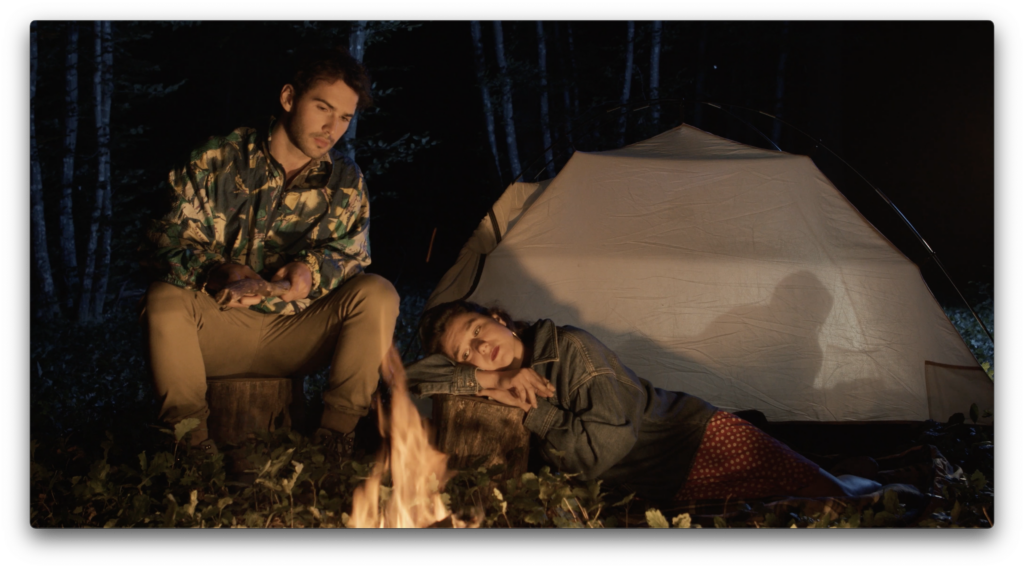 Assis-sur-un-roc-Still-4